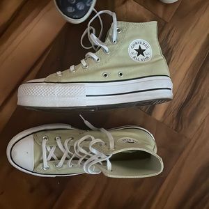 Platform converse